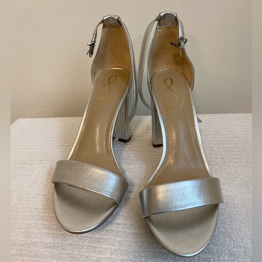 Sam Edelman block heel in silver size 7
